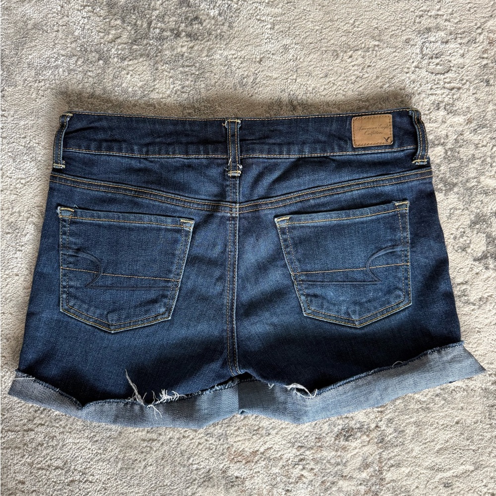 American Eagle Dark Blue Jean Shorts Size 8 - Picture 2 of 4